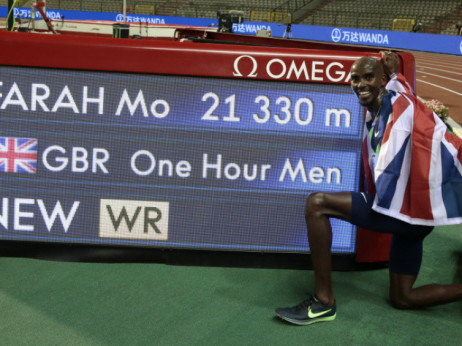 Oproštaj od domaće publike: Mo Farah trči poslednji maraton u Londonu