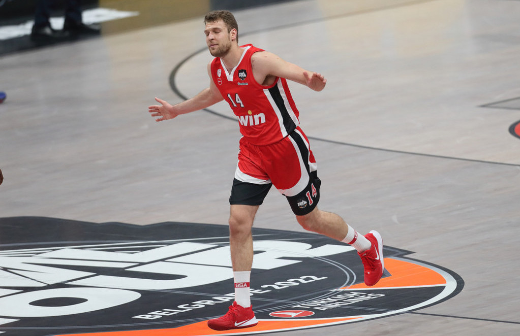 Vezenkov MVP 24. kola Evrolige