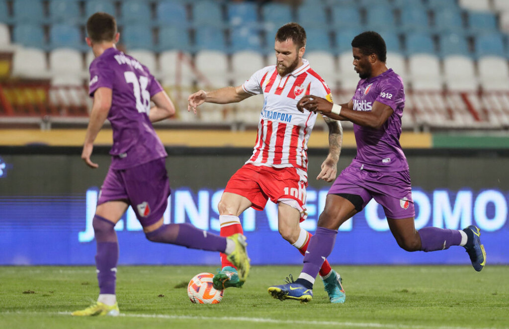 (Uživo) Javor – Crvena zvezda (0:2, kraj): Šampion sa pobedom ide na meč Partizana