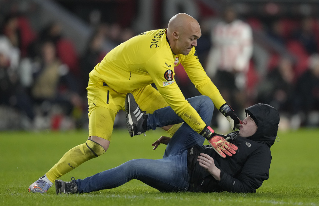 Huligan koji je napao Dmitrovića osuđen na dva meseca zatvora: Pravdao se i na sudu, ali nije prošlo