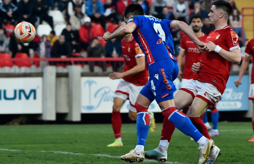 (KRAJ) Napredak - Crvena zvezda 1:1: Matić kaznio grešku odbrane šampiona i doneo bod