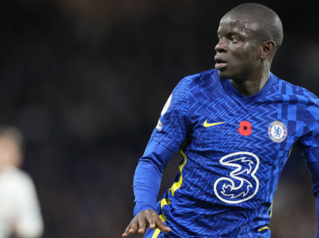 N'Golo Kante dobija 100 miliona evra po sezoni da bude saigrač Benzemi