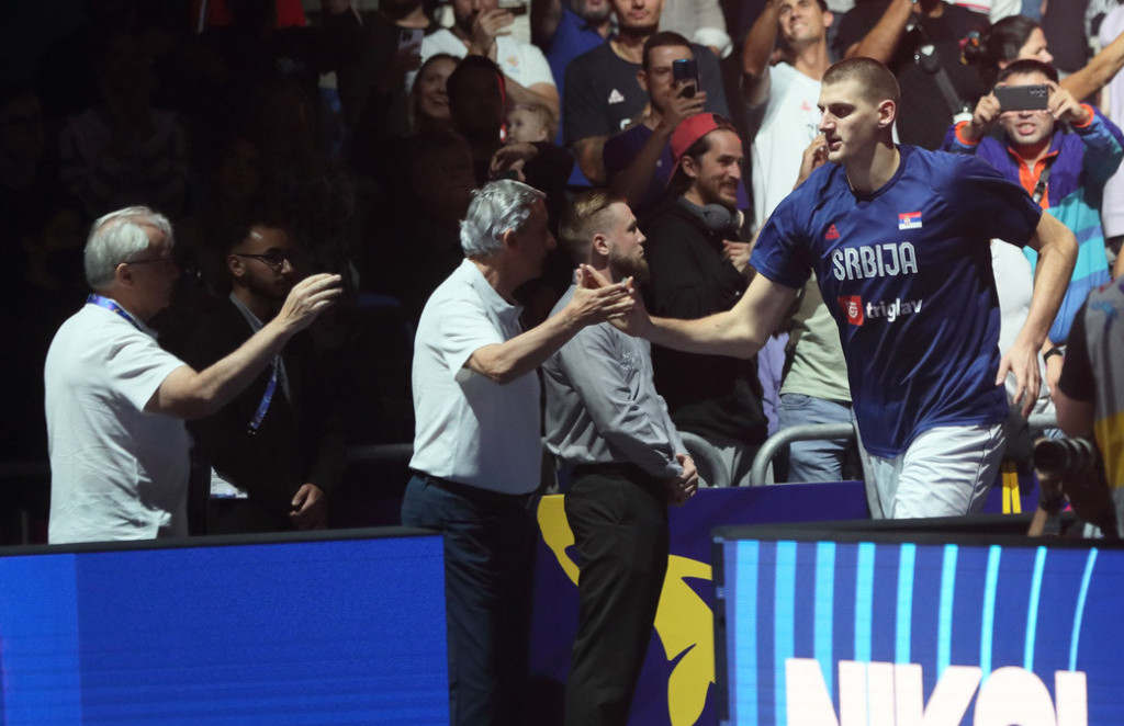 Ne možemo da treniramo, zato razgovaramo: Selektor Pešić obilazi reprezentativce Srbije u NBA ligi