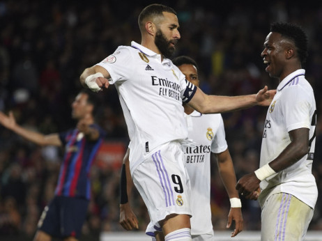 Real u finalu Kupa kralja, Vini i Benzema torpedovali Barselonu 4:0 na "Kamp Nou"