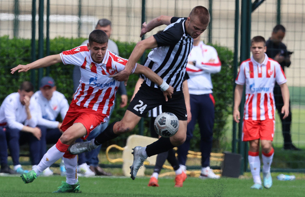 Crvena zvezda i Partizan idu u omladinsku Ligu šampiona