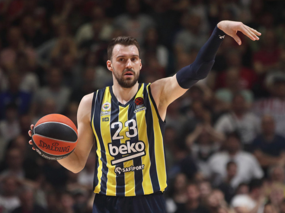 Fenerbahče napravio brejk u Pireju