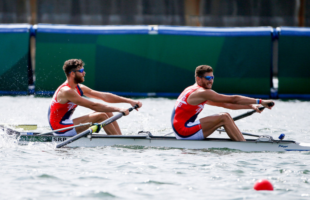 Olimpijski komitet Srbije doneo je odluku da se zaustavi rad Veslačkog saveza do daljnjeg