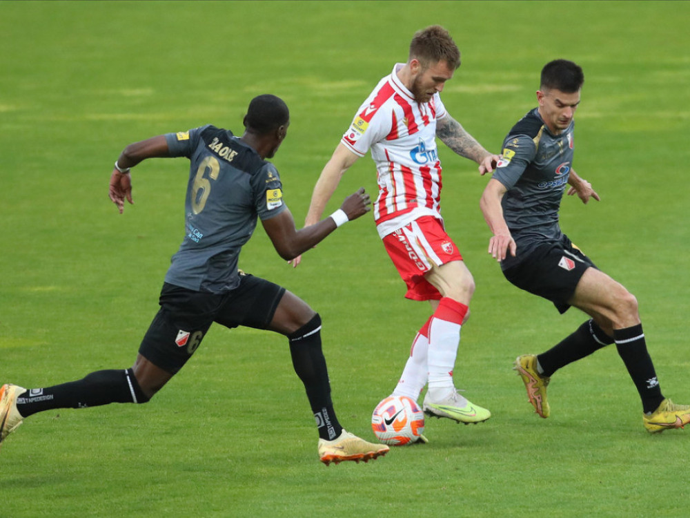 (KRAJ) Crvena zvezda - Vojvodina (2:1): Kangva doneo trijumf u 94. minutu