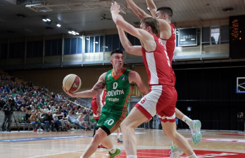 Cedevita Olimpija deklasirala FMP u Ljubljani: Sve "oči uprte" u Partizan i SC Derbi