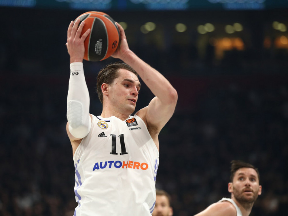 Hrvatski košarkaš Mario Hezonja