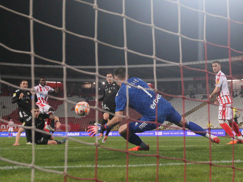 (KRAJ) Crvena zvezda - Čukarički (2:1): Dva gola Pešića za preokret i 27. trofej Kupa Srbije