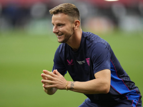 Ponoćna "bomba" na Poljudu: Ivan Rakitić potpisao za Hajduk iz Splita