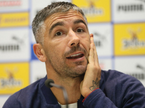 Aleksandar Kolarov prihvatio ponudu Salernitane, postaje novi sportski direktor