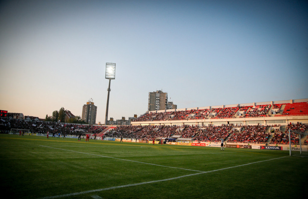 Stadion "Čair"