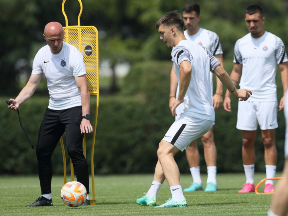 Mozzart Bet Superliga Srbije na Areni: Partizan nakon poraza od Nordsjelanda dočekuje Javor