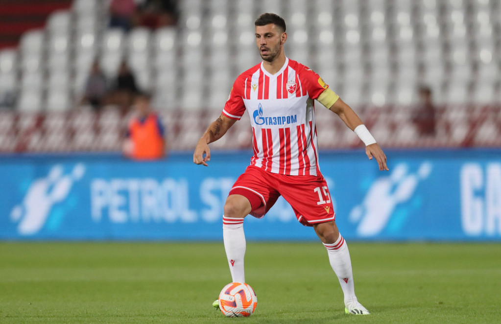 Aleksandar Dragović u dresu CRvene zvezde