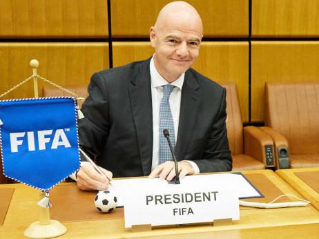 FIFA nastavlja sa farsom: Mundijal sa 64 reprezentacije