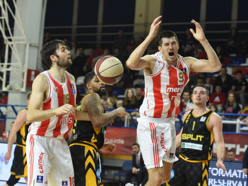 Duel košarkaša Crvene zvezde i splita u ABA ligi