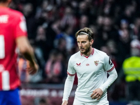 Ivan Rakitić potpisao ugovor sa Al Šababom