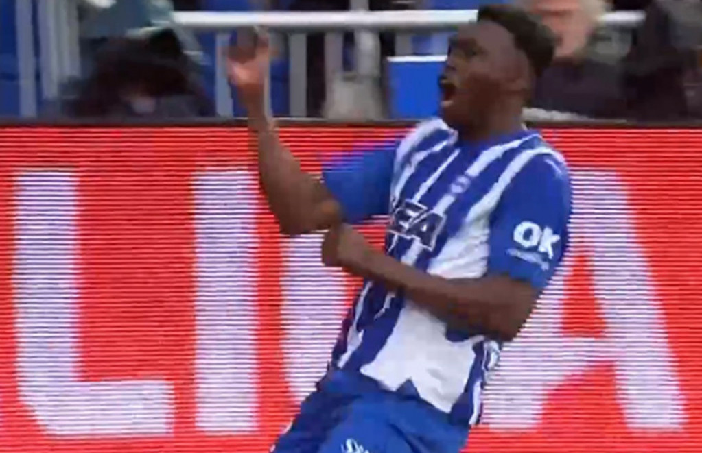 Samuel Omorodion radovao se golu za Alaves