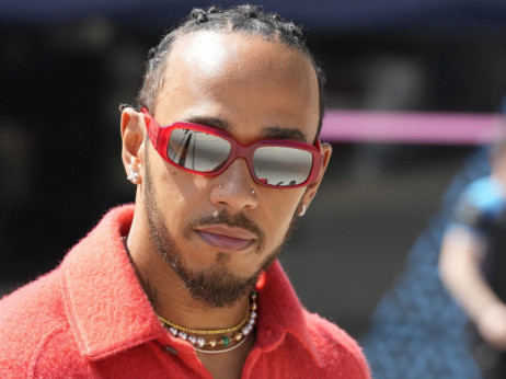 Hamilton želi titulu na oproštaju od Mercedesa: Britanac veruje da je to moguće