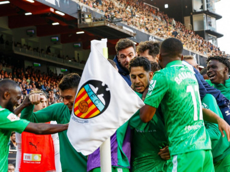 Remi koji na sreću miriše: Betis proslavio Evropu, Valensija kraj sezone