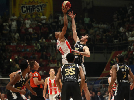 "Večiti" na TV Arena sport: Zvezda nastavlja takmičenje u Moskvi, Partizan otvara turnir na Sajmu protiv AEK-a