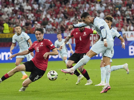 UEFA EURO (Grupa F, 3. kolo): Gruzija - Portugalija 2:0