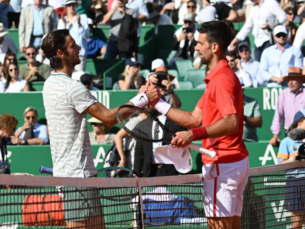 Novak Đoković i Lorenco Muzeti, igraju drugo polufinale Vimbldona