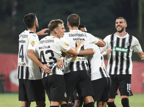 (KRAJ, VIDEO) Partizan - Železničar 2:0: Crno-beli zadržali stopostotan učinak u Superligi