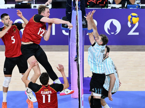 Odbojkašima Srbije jedina nada na SAD pobedi Japan 3:0, pa da dobiju Kanadu bez izgubljenog seta