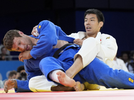 Srpski miks-tim poražen od Japana u četvrtfinalu i medalju će juriti kroz repesaž sa Brazilom