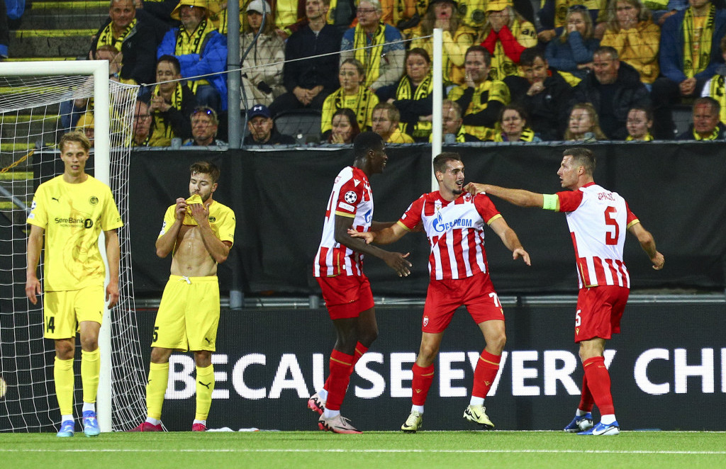 Ognjen Mimović slavi gol