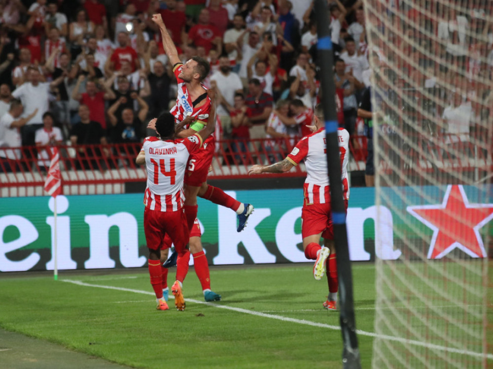 Fudbaleri Crvene zvezde, proslavljaju gol za novi plasman u Ligu šampiona