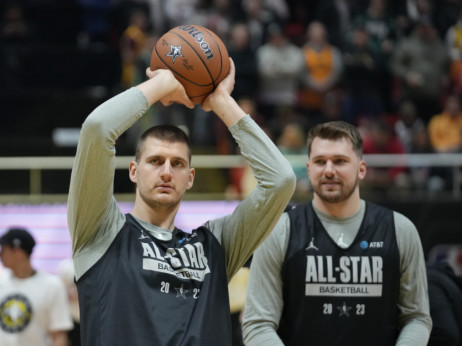 Jokić i Luka su košarkaški blizanci: Vlasnik Dalasa zadivljen NBA asovima