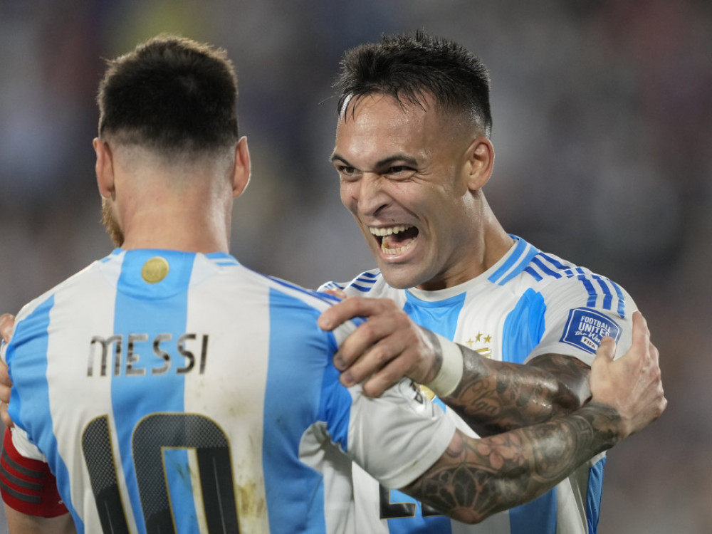 Lautaro Martinez i Lionel Mesi u pobedi nad Bolivijom