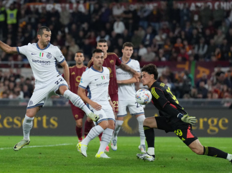Dok se u Romi nećkaju, Galatasaraj ponudio sjajne uslove Miletu Svilaru