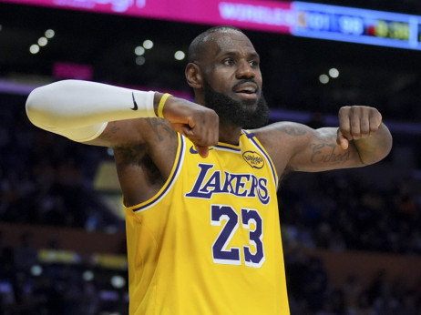 Lebron Džejms danas slavi rođendan i postavlja još jedan rekord u NBA ligi: Počeo je kao tinejdžer, a aktivan je i sa 40 godina