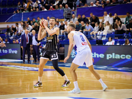 AdmiralBet ABA liga na Areni: Partizan u Zagrebu i Zvezda protiv Splita vežbaju za evroligaški večiti derbi