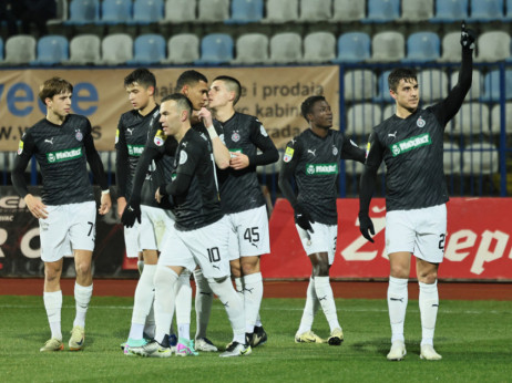 Mozzart Bet Superliga Srbije na TV Arena sport: Partizan, protiv IMT-a, traži povratak na pobednički kolosek