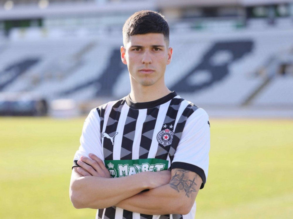 Milan Vukotić na promociji u Partizanu