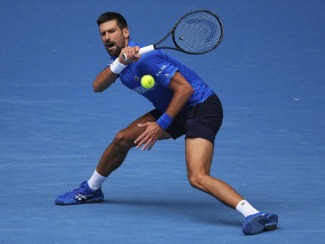 Novak preskočio Fariju i u trećem kolu Australijan opena čeka ga Mahač