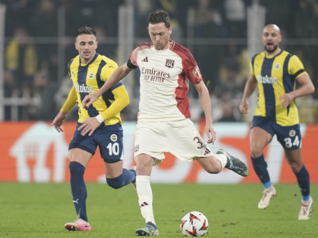 UEFA Liga Evrope: Matić odoleo Tadiću u Istanbulu