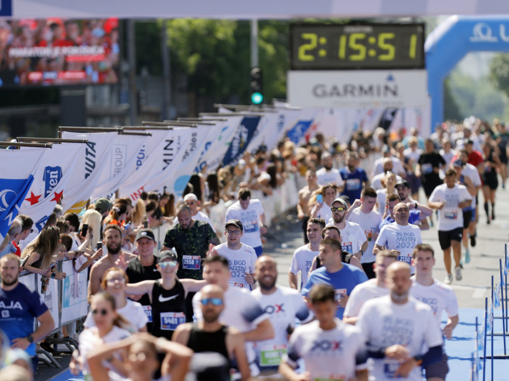 Trkači(ce) sa jednog od prethodnih Beogradskih maratona