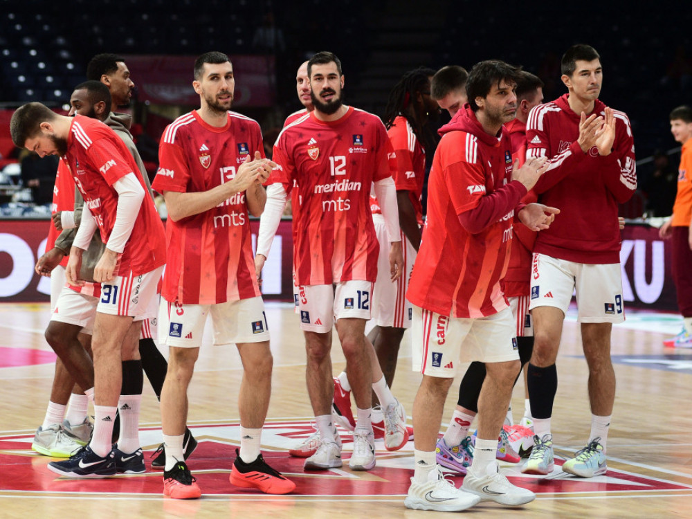 Miloš Teodosić, ošarkaši Crvene zvezde, na teškom zadatku u meču ABA lige sa Megom