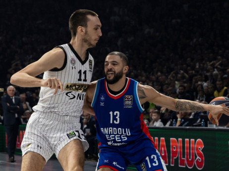 (UŽIVO) Partizan - Efes (2/4): Turci u blagoj prednosti