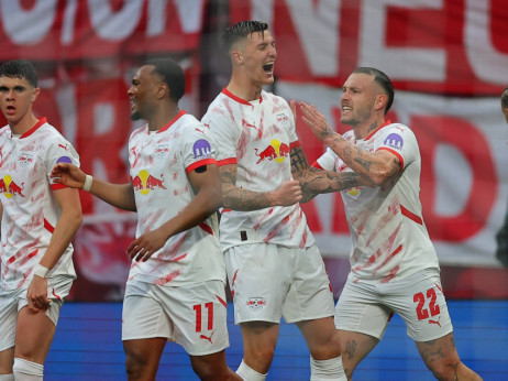 Lajpcig pokvario Kejnovo slavlje: Bajern mora još da čeka Bundesligu, Paulsen izjednačio u poslednjem momentu