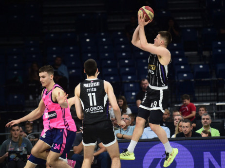 Simultanka Vanje Marinkovića: Partizan porazio Megu mada se kockao na kraju