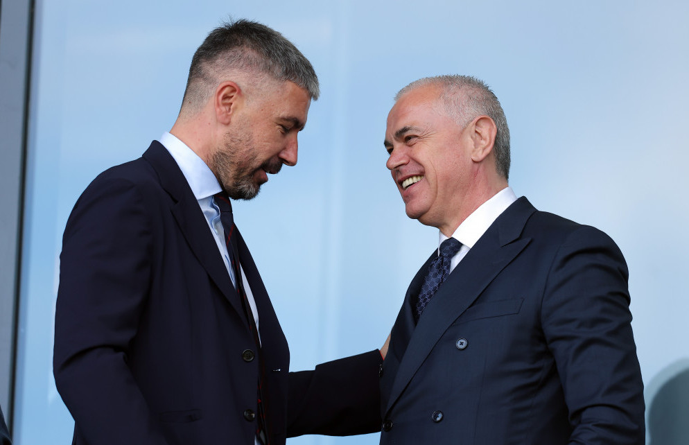 Zvezdan Terzić u razgovoru sa Aleksandrom Kolarovim