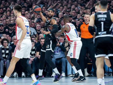 Zoran Savić za TV Arena sport iz Abu Dabija: O zajedničkom stavu "večitih" u pregovorima sa Evroligom, budućnosti evropske košarke, prelaznom roku...